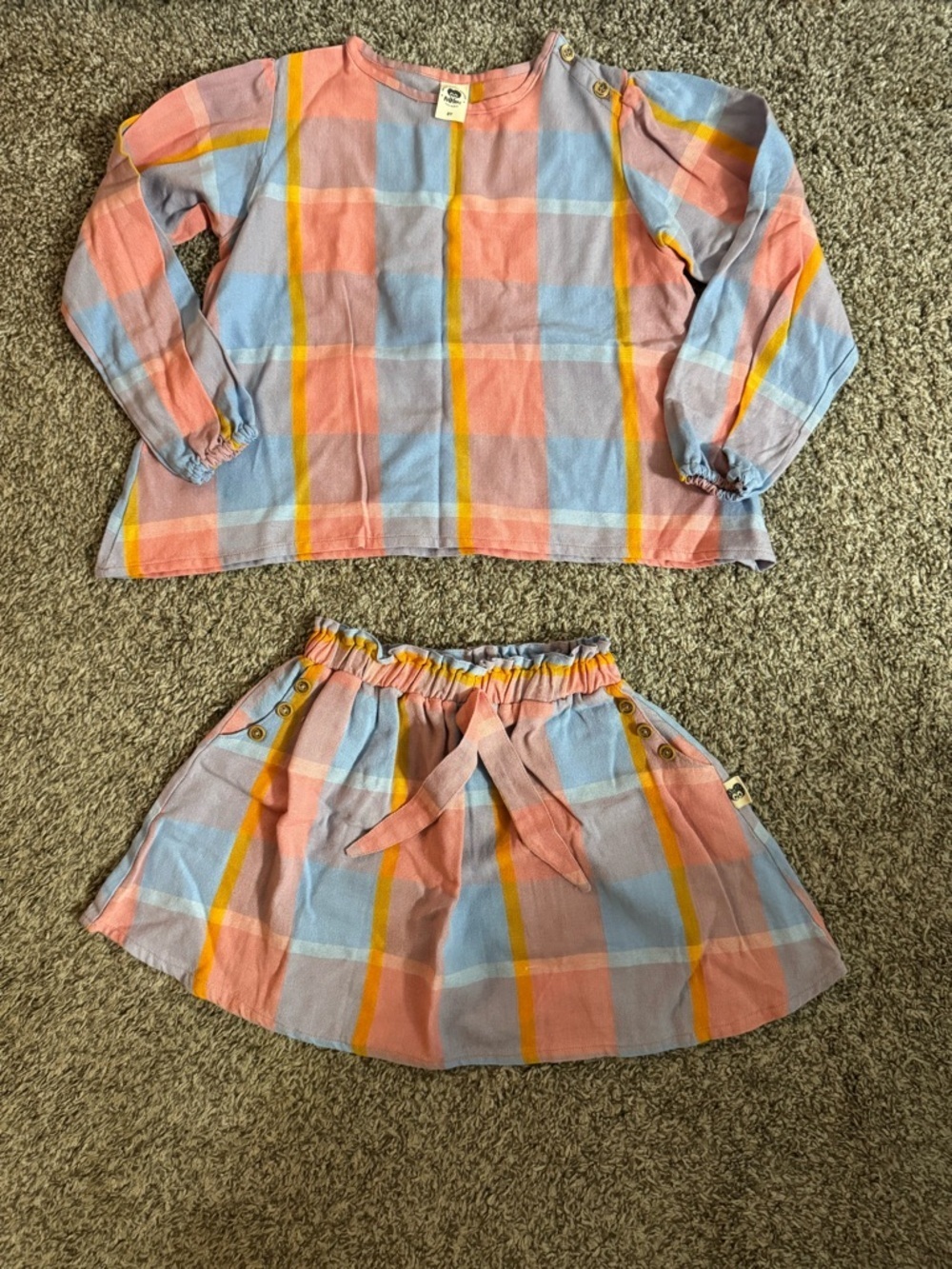 Folklore Las Niñas Artisan Girls Plaid Long Sleeve Top Size 8 and Skirts Size 7